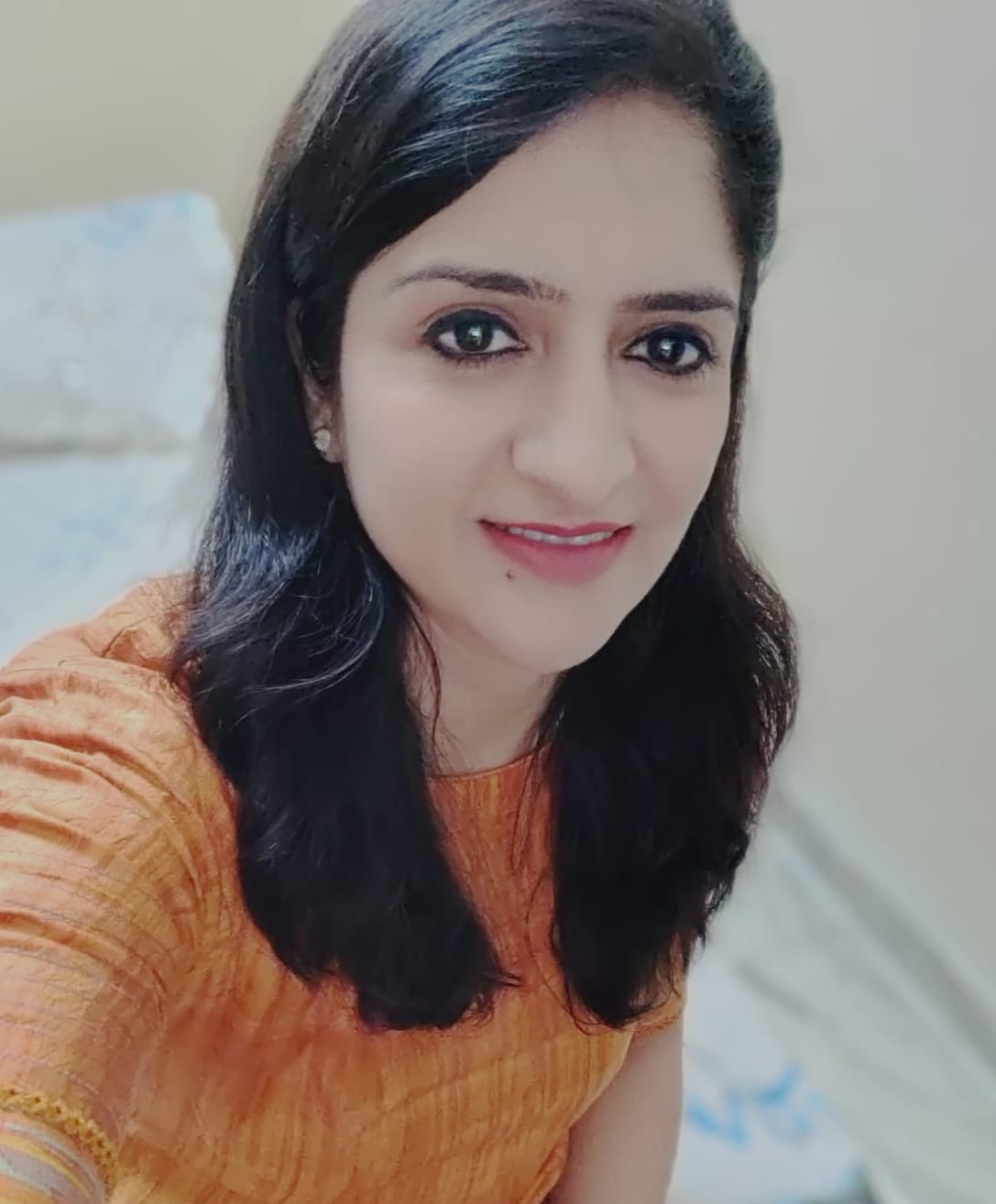 Dr Poojaa Midhhaa